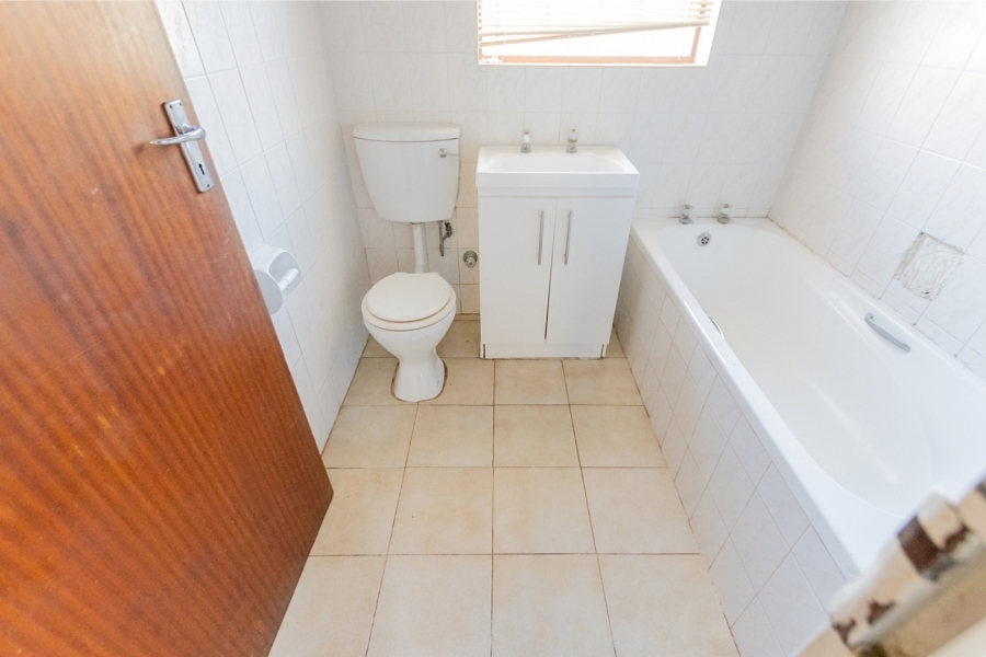 4 Bedroom Property for Sale in Velddrif Western Cape